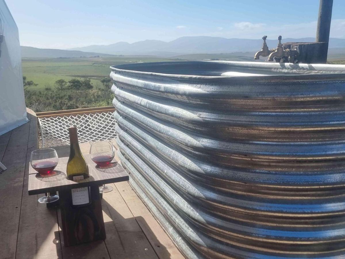 Pom Gratz - Ecodomes Hotel Hartebeesrivier Luaran gambar